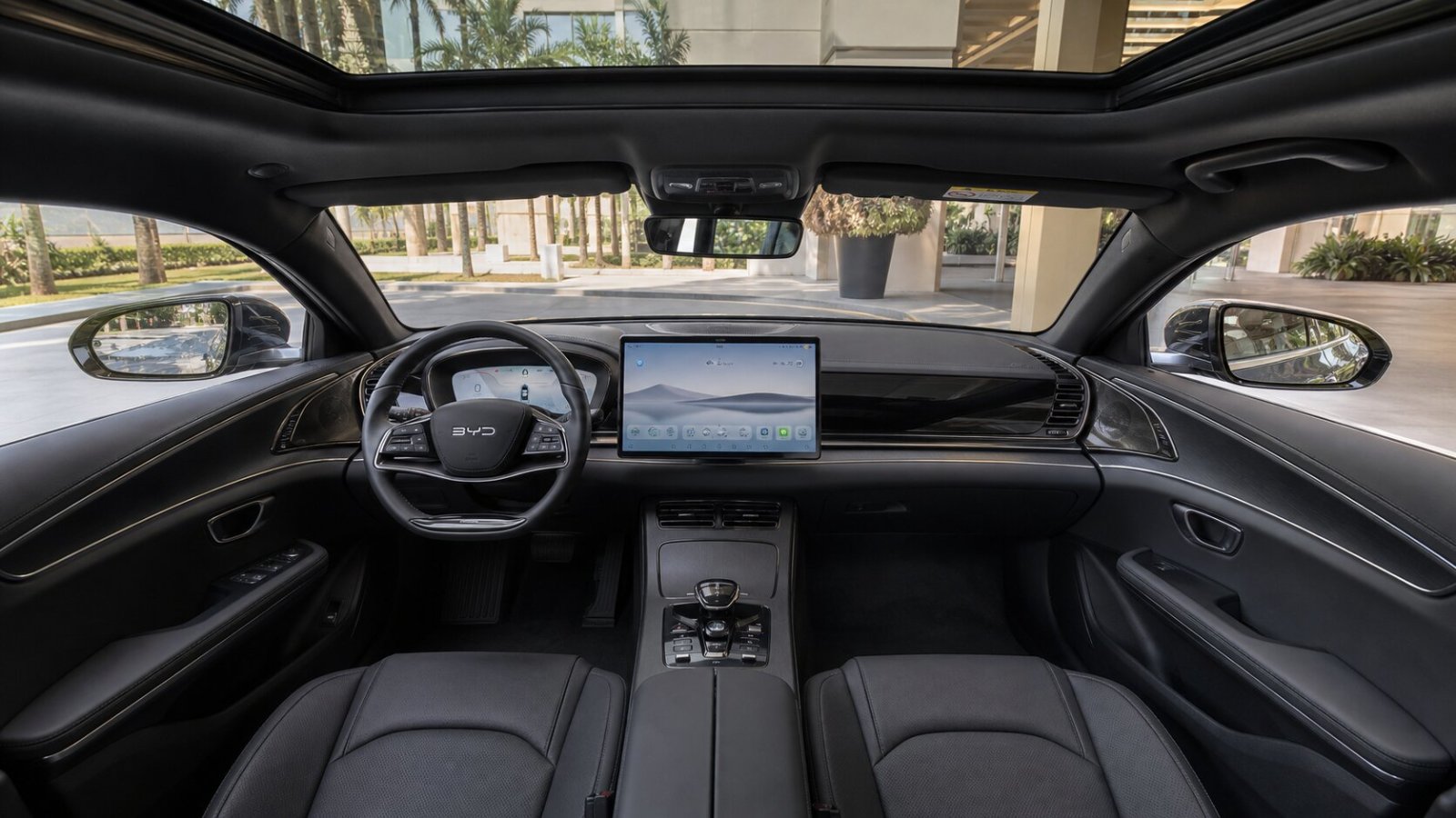 BYD Song Flagship — interior 1